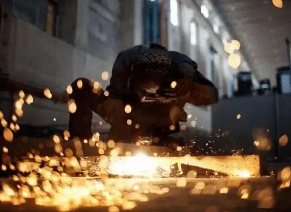 為何304管焊接后裂開(kāi)？