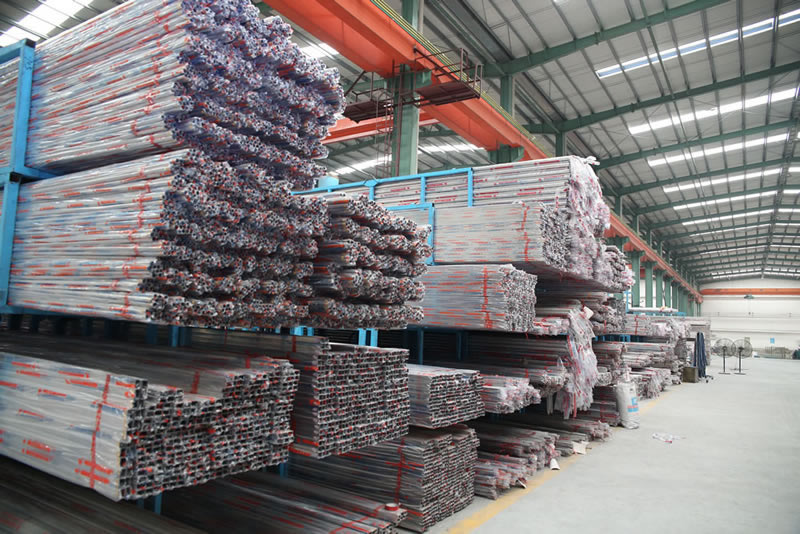 正佳倉庫一角.jpg 正佳倉庫一角.jpg